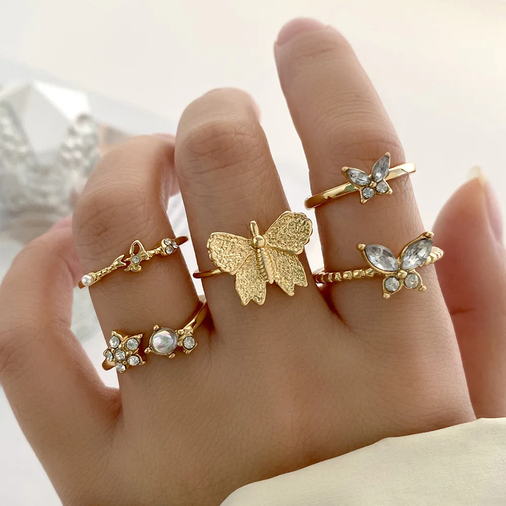 

5 Pcs/Set Cute Crystal Pearl Butterfly Rings for Women Boho Fashion Geometric Gold Color Rings Set Party Jewelry Gifts