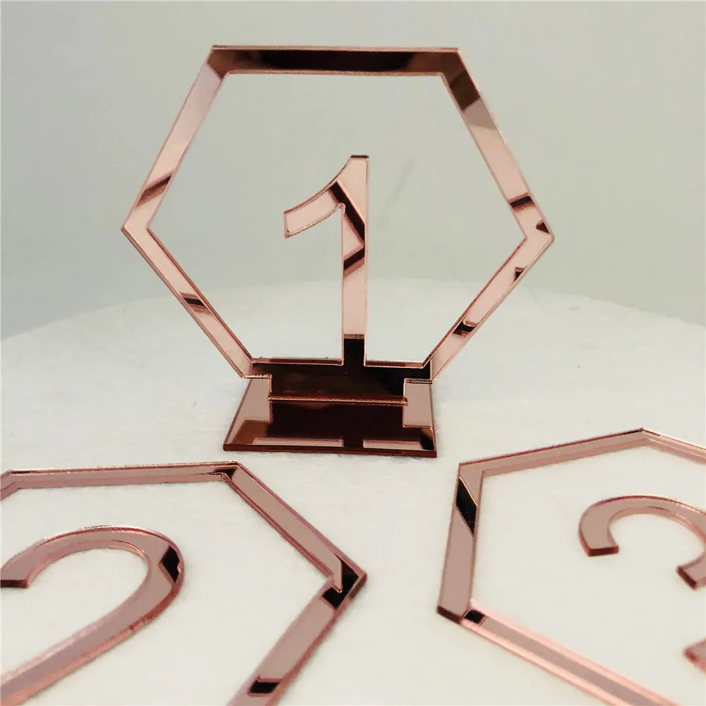 Шестиугольная табличка с цифрами акриловое розовое зеркало Золотой номер