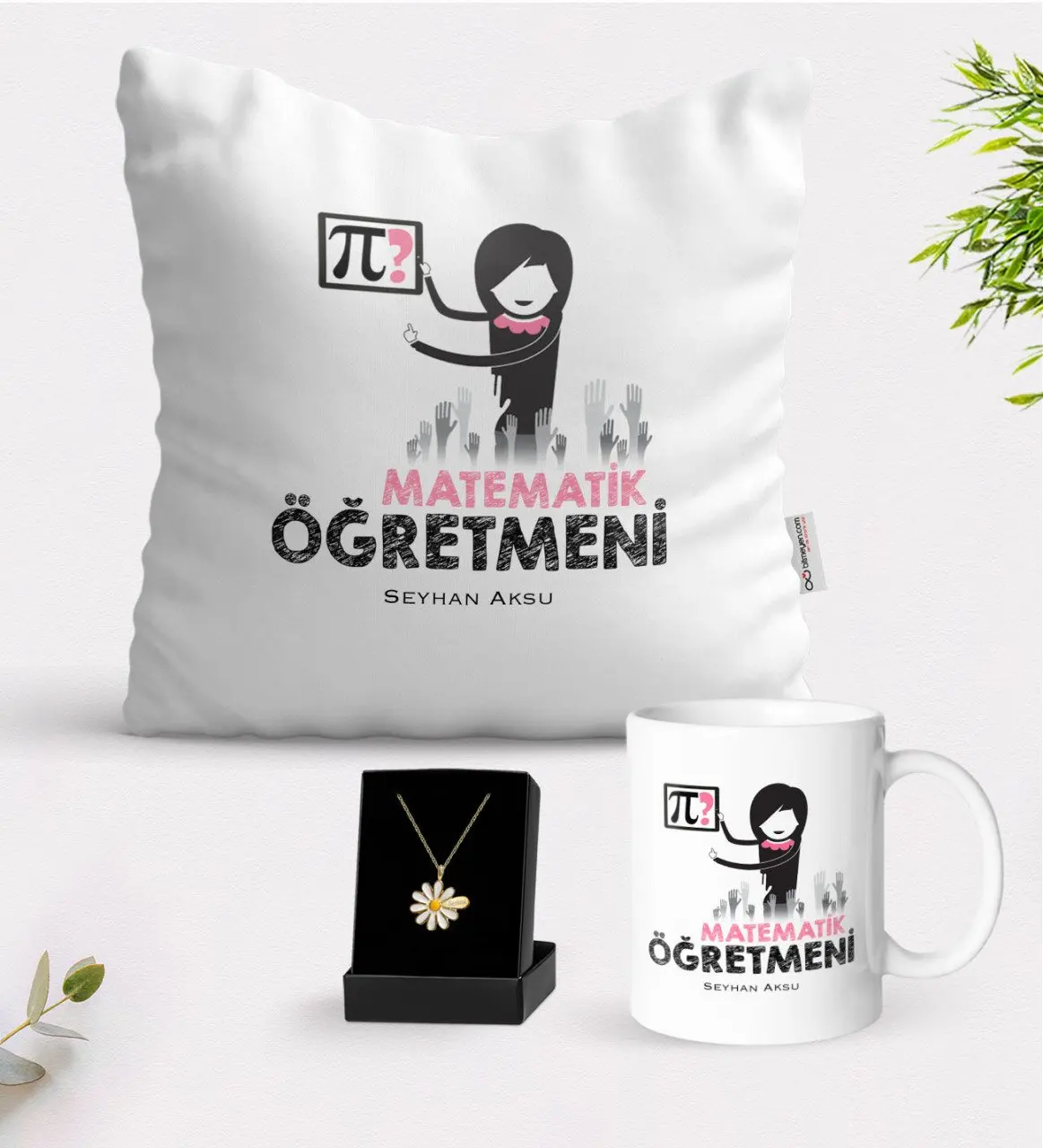 

Персонализированные учитель математики белая кружка Подушка и ожерелье Маргаритка подарок Seti-1