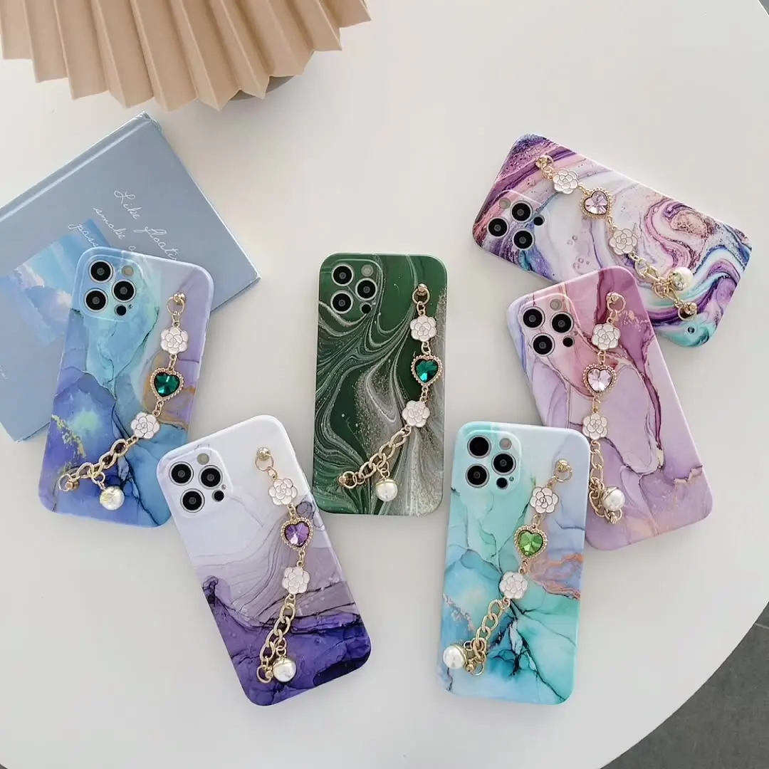

Luxury Pearl Flower Hand Strap Case For iPhone 12 11 Pro XS Max 7 8 plus X XR SE 2020 Cover Cute Gem Bracelet Phone Cases Funda