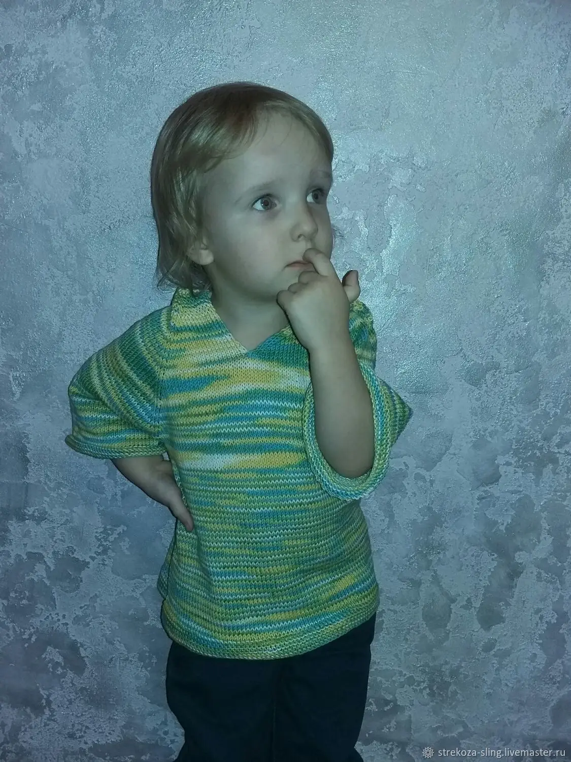 Вязаная футболка с капюшоном Голубая вязаная детская Hooded Knit T-shirt Light Blue Kids |