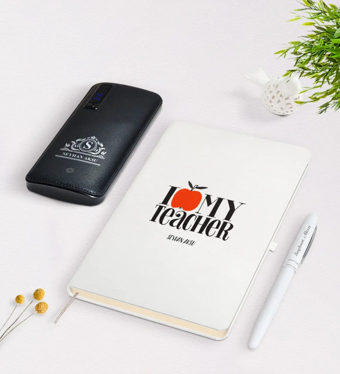 

Персонализированный Öğretmenimi White I Love ручка для записной книжки 12,000 Mah Powerbank Gift Seti-3
