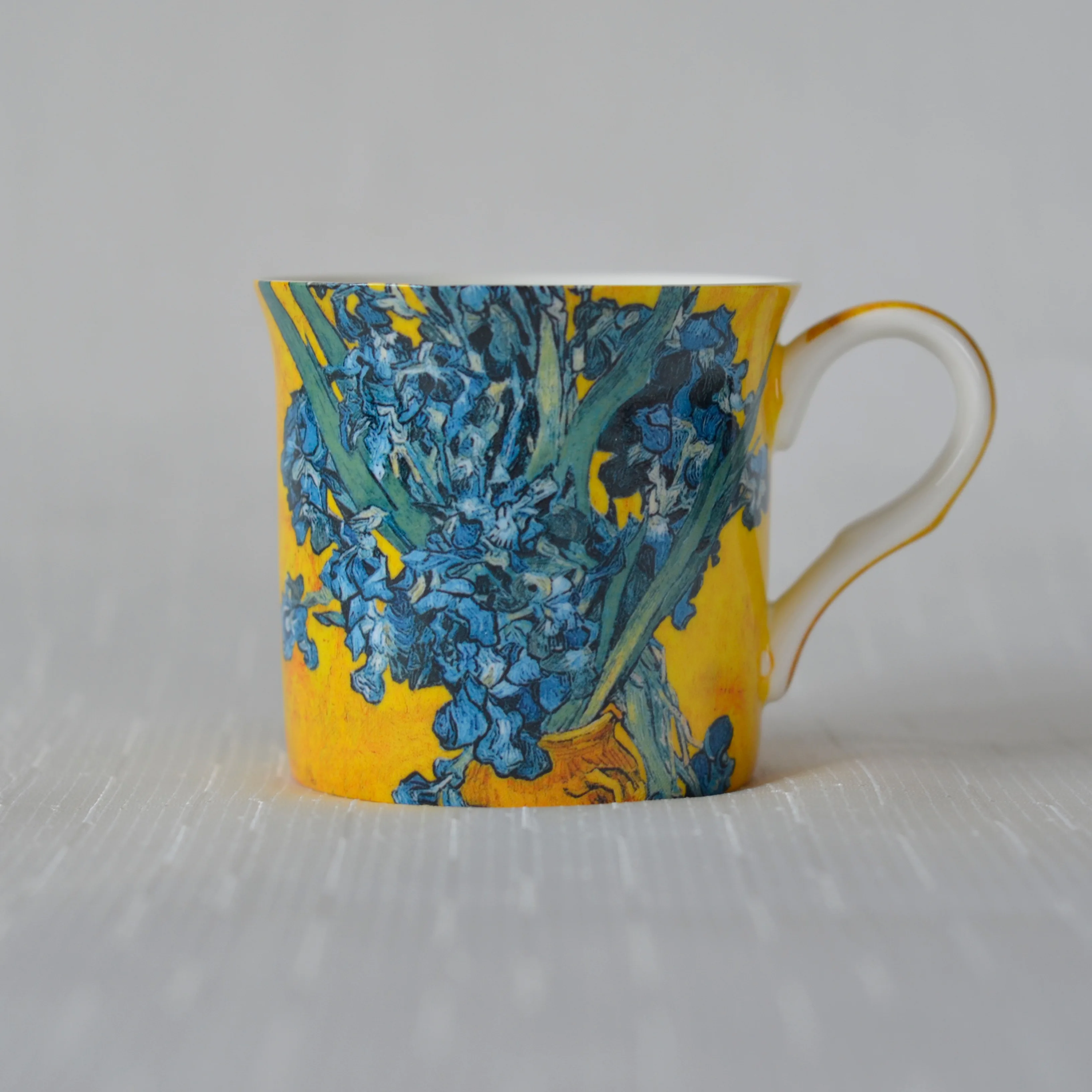 

Bone China Van Gogh Klimt Paintings Art Coffee Milk Mugs Porcelain Tea Cups Travel Mug Home Office Tumbler Handle Cup 300-320ml