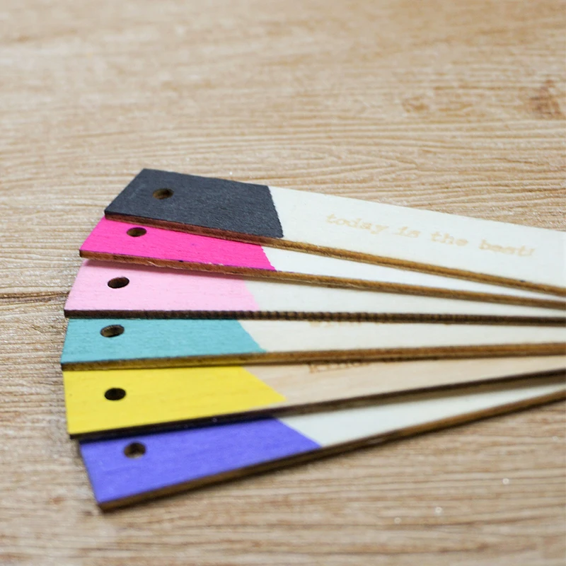 

CRZCrafter Wooden Tags With Printing Glitter Design Wood Embellishment DIY Craft Scrapbooking Cardmaking Journal Gift Decoration