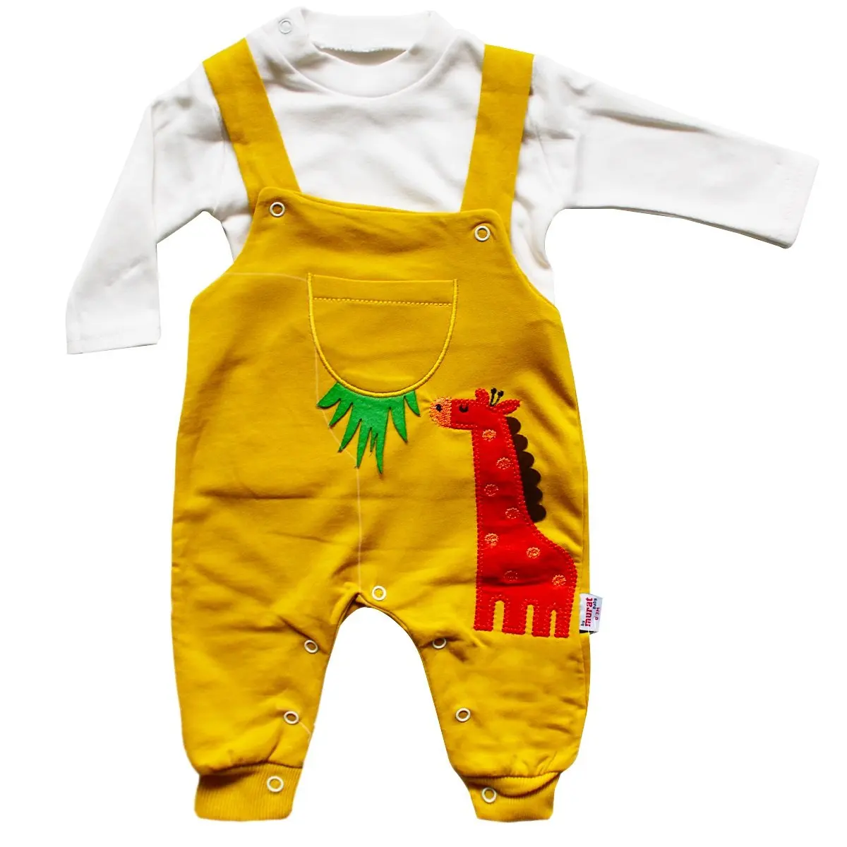 Вышитый горчичный комбинезон Badili с жирафом| |