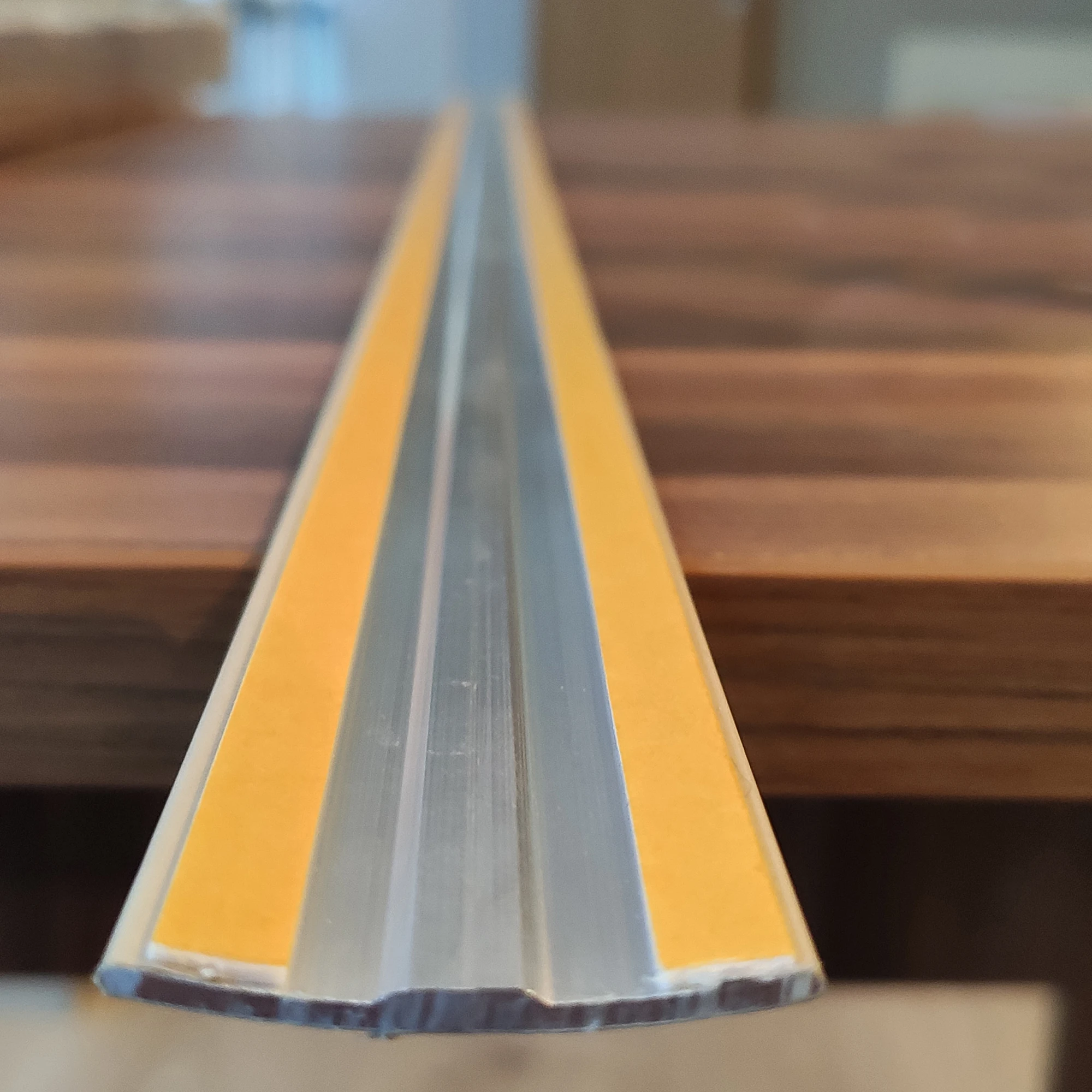 Декоформ алюминиевый профиль паркета покрытие полос соединительные профили 37 мм