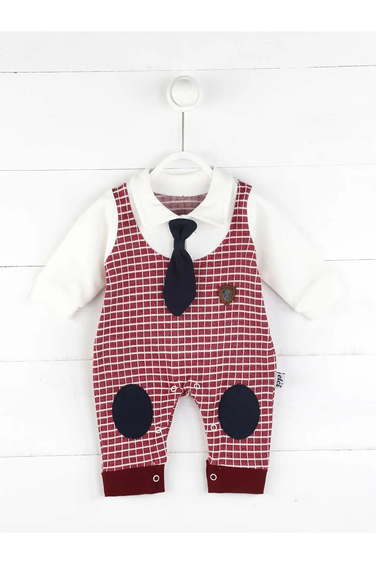 Бордовый сезонный мужской комбинезон с галстуком | Мать и ребенок