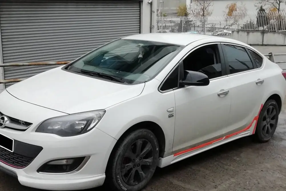 Для OPEL ASTRA J 2010-2014 2 шт. Бэтмен ABS пианино черное боковое зеркало защитное стекло