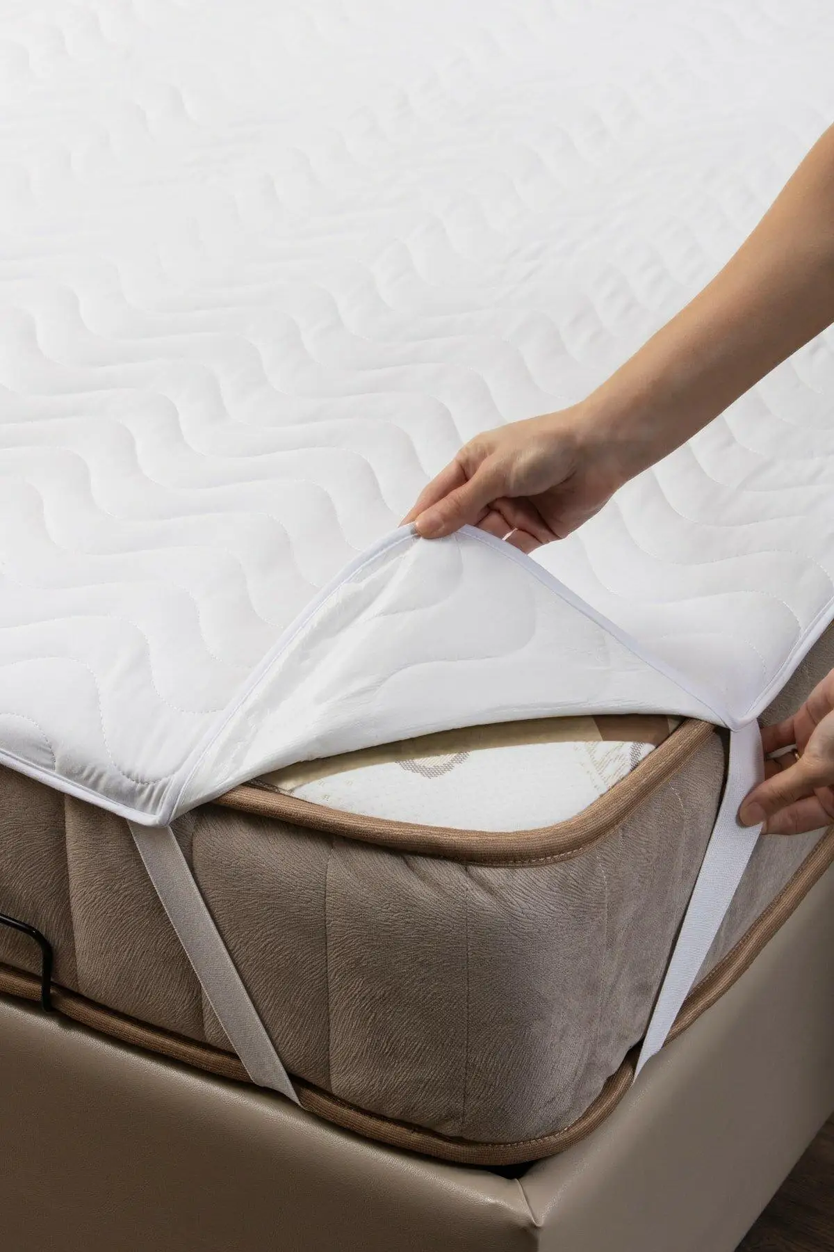 

Waterproof White Mattress Pad Cover Anti Mites Bed Sheet Bed Protector Mattress Elastic Belt Topper Home Textile