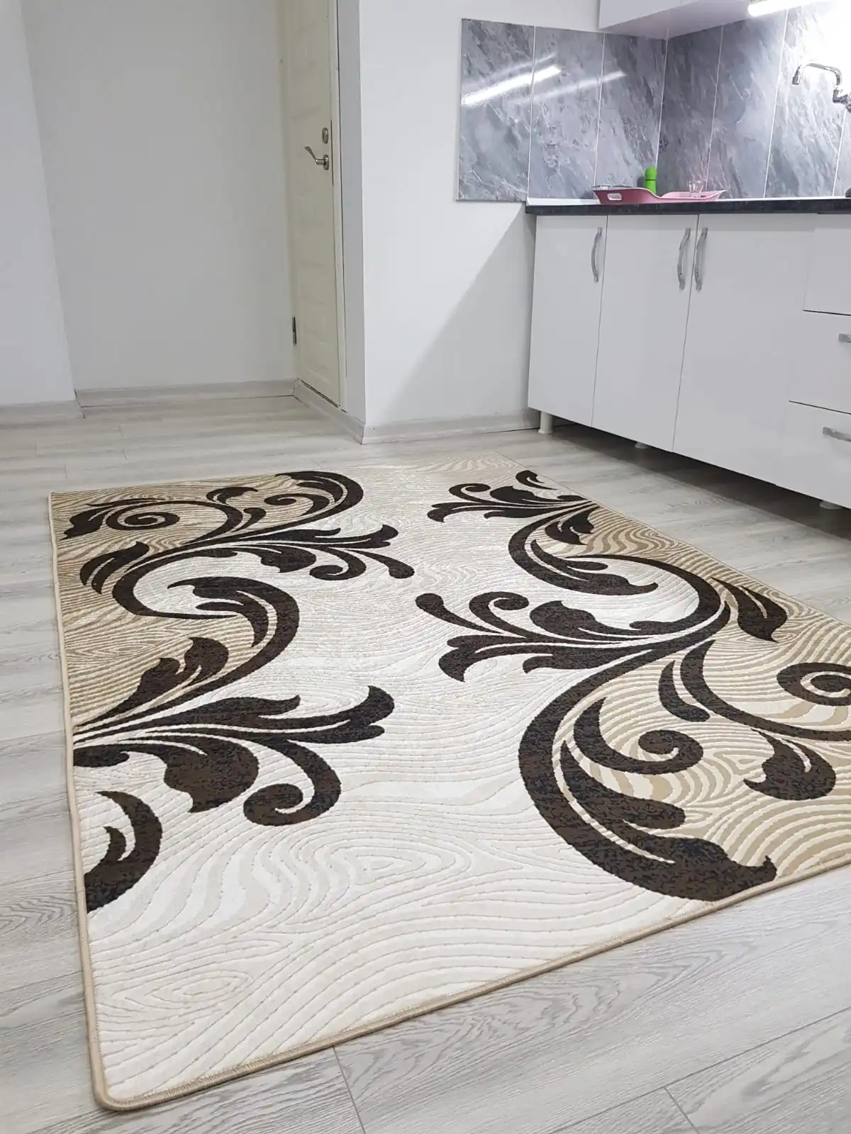 

Living room Kitchen Hallway Rug Washable Non-Slip Outsole Custom Motif Premium Series Foal Feather Stain-resistant Modern Carpet