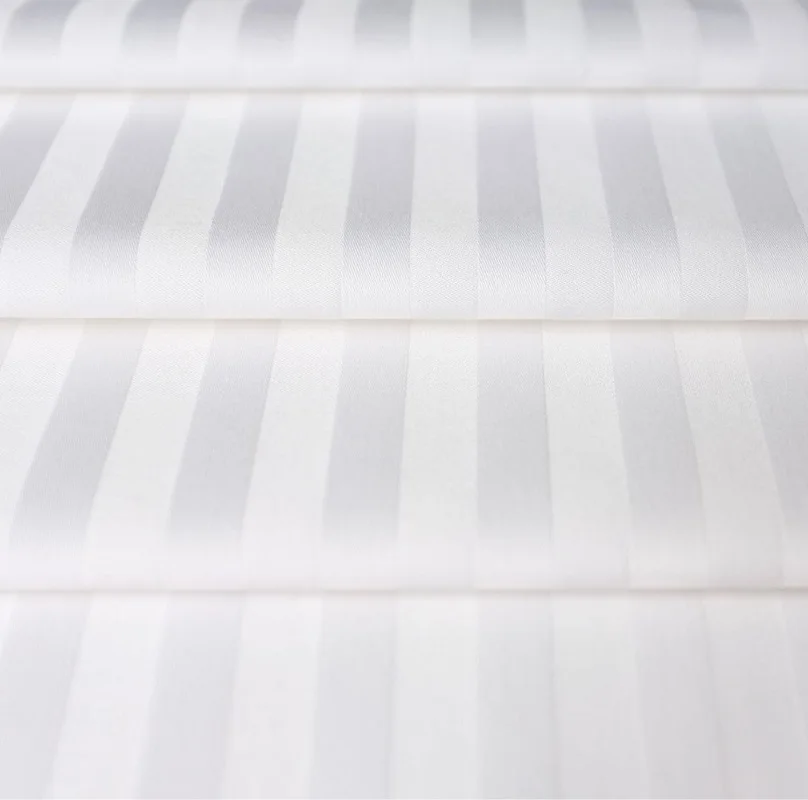 Комплект постельного белья &quotВелес&quot из Страйп-сатина белый для отелей и