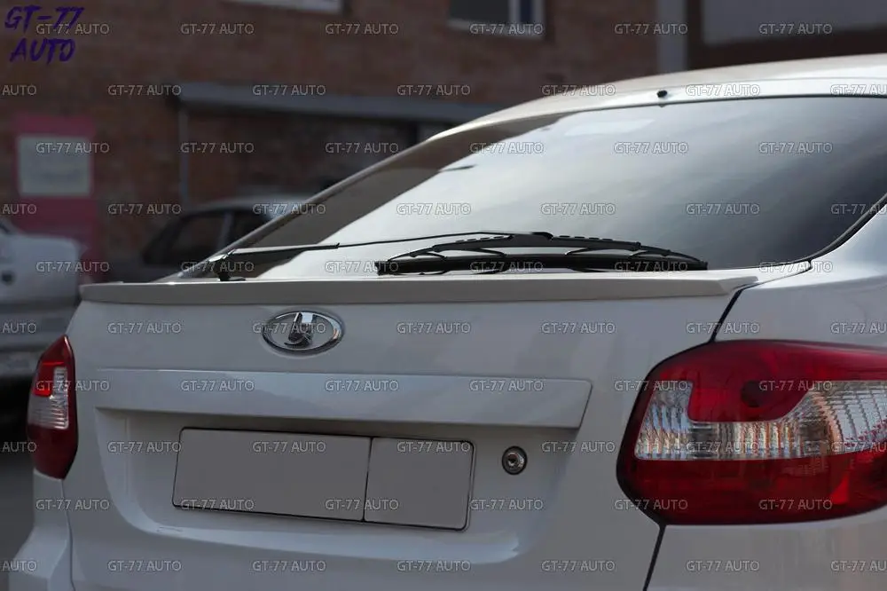 Спойлер нижний на крышку багажника для Lada Granta Liftback 2015-2018 saber внешний материал ABS