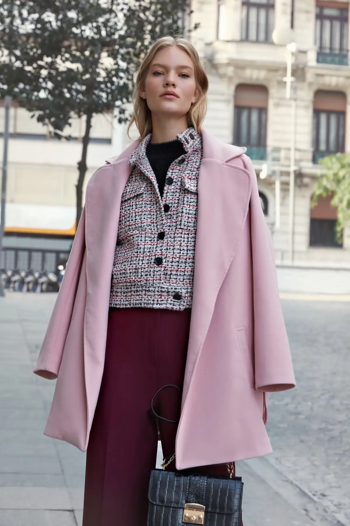 Трендовое розовое пальто с поясом TWOAW20KB0117 | Женская одежда
