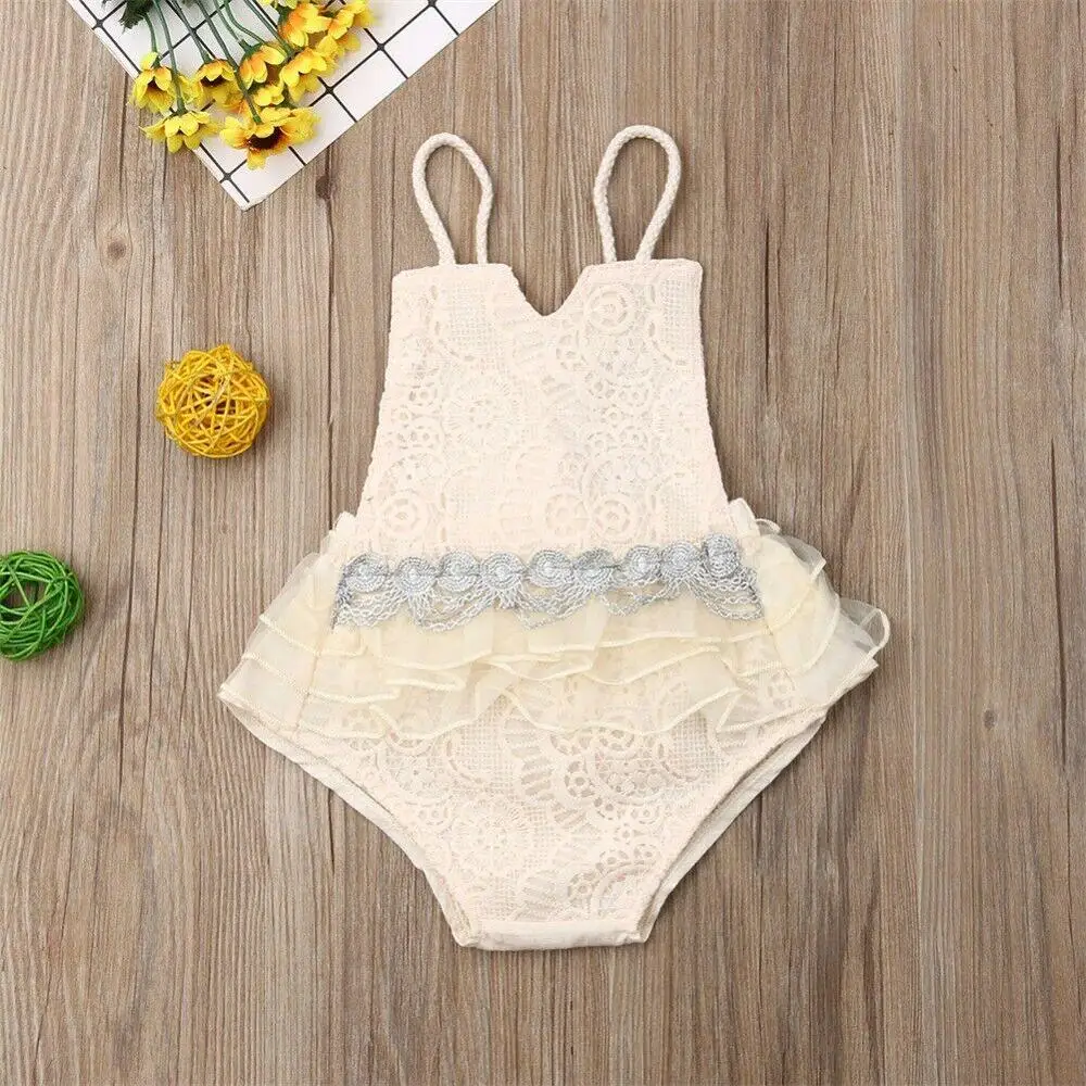 Детский праздничный белый кружевной комбинезон для новорожденных девочек