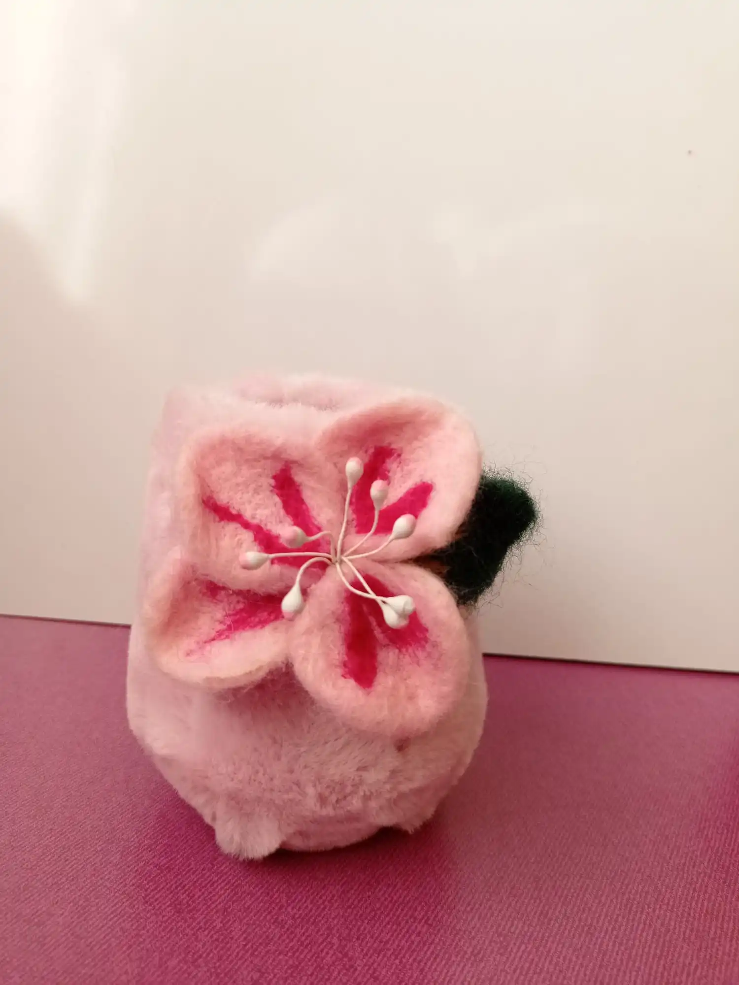 

Plush Coating Around Glass Stylish Custom Design Pen Holder
