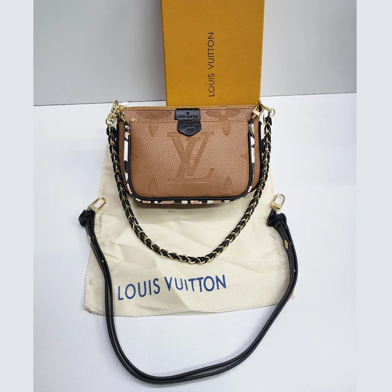 Женская сумка Loui Vuitton через плечо 24х17-19x11 см |
