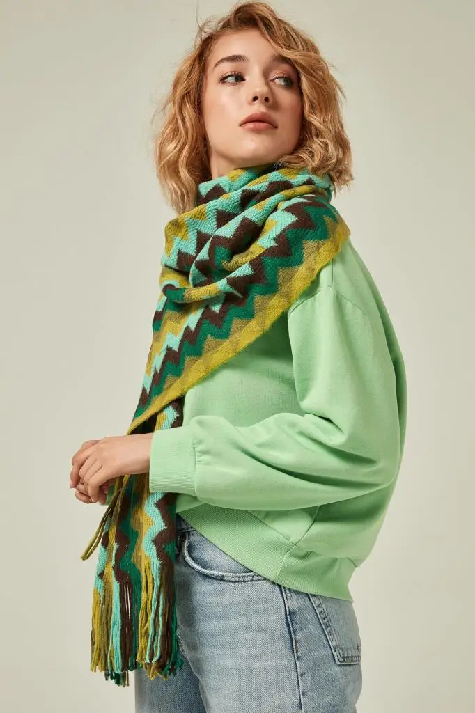 9158 Missoni узорный зеленый толстый шарф| |
