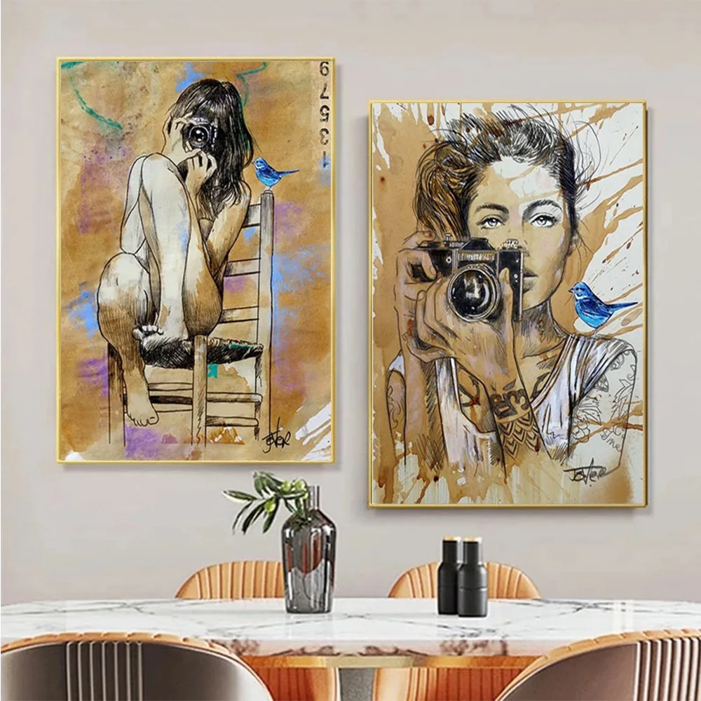 

Tattoo Woman Holding Camera Canvas Painting Vintage Sexy Woman Poster and Print Picture For Living Room Wall Art Home Decor