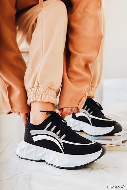 

Babba Norma Suede Stretch Sneakers Women