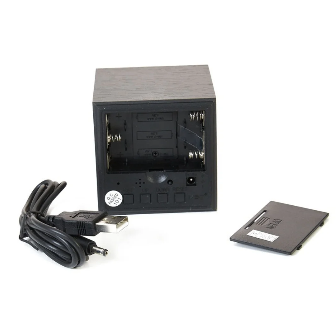 Часы куб настольные цифровые с питание от USB/ААА. LED будильник термометр календарь