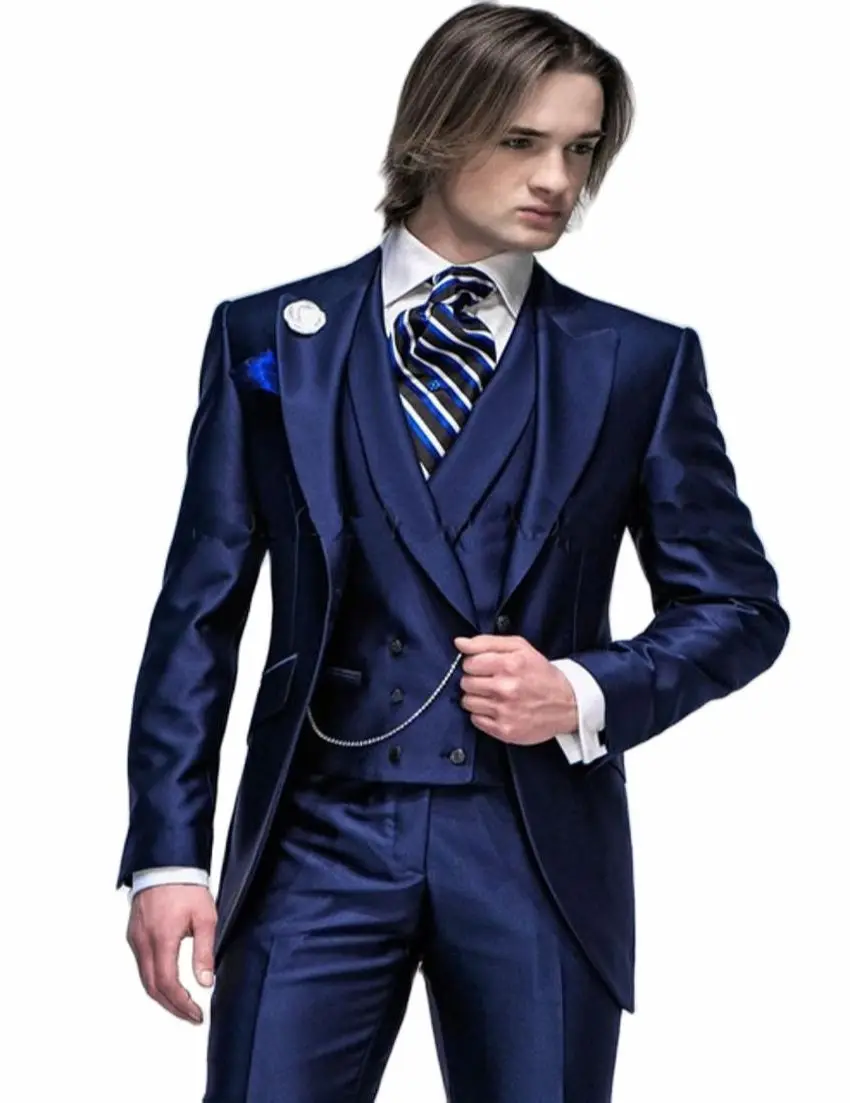 Темно-синий приталенный смокинг для жениха пиковый нагрудный мужской свадебный